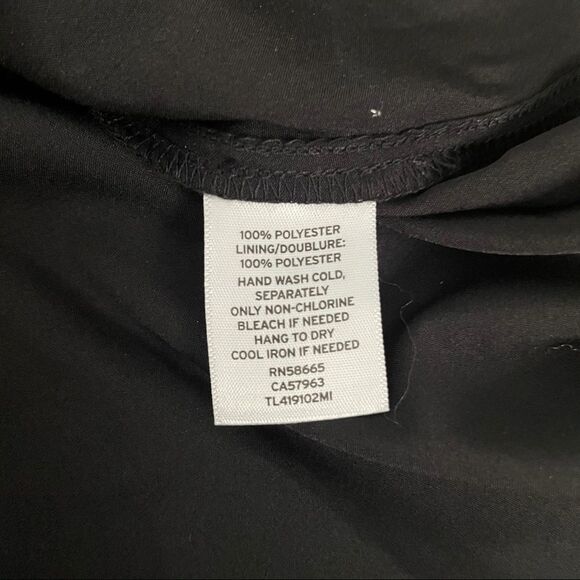 🚨 3 for $25 - LEITH Black Floral Pleated Dress Long Sleeve - Picture 10 of 11